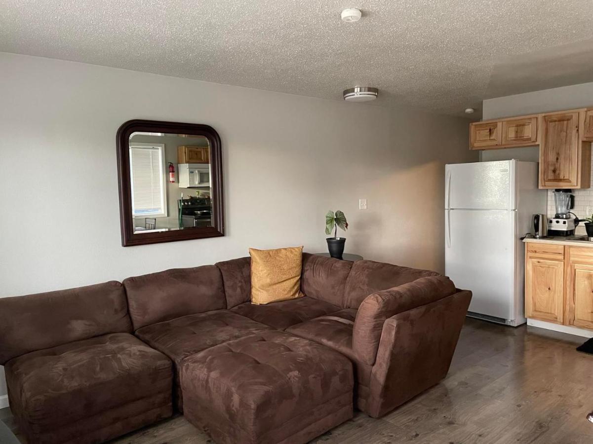Nightshade Bnb Anchorage Exterior foto